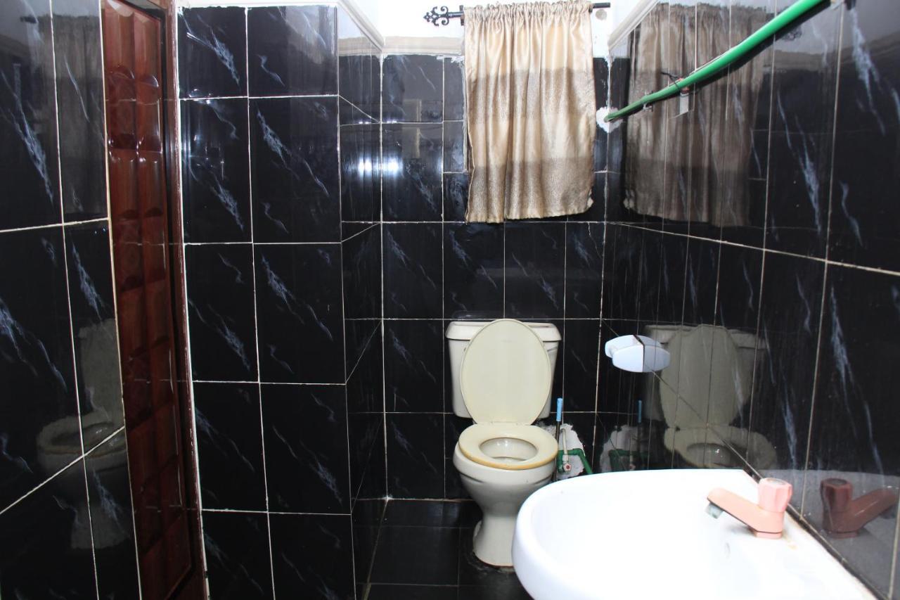 Aquatic Suites & Apartments Aliayabiagba Esterno foto